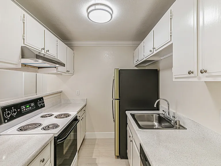 Santana Place — Photo 14