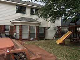 2nd image of 2518 Lakeside Dr