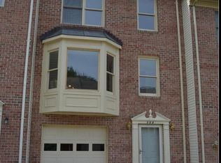 302 Sunny Hill Ct, Stafford, VA 22554