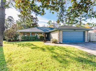 9734 Pinehurst St, Baytown, TX 77521