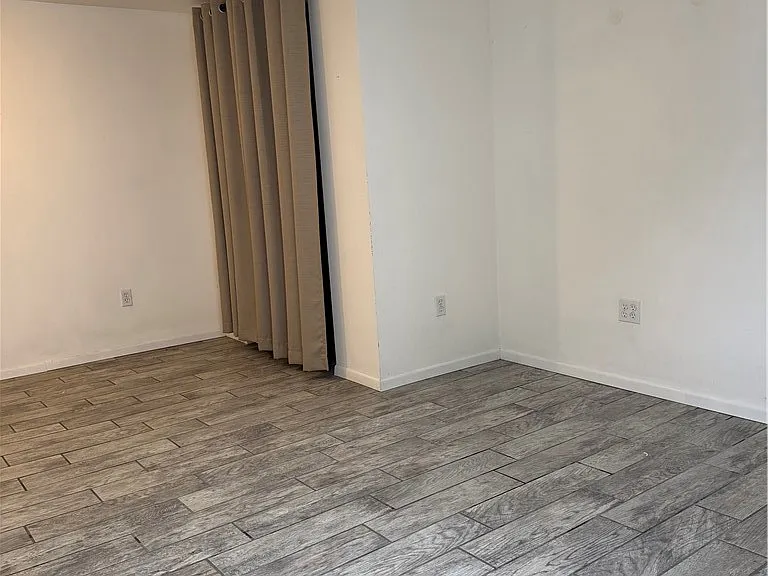 5425 D St — Photo 1