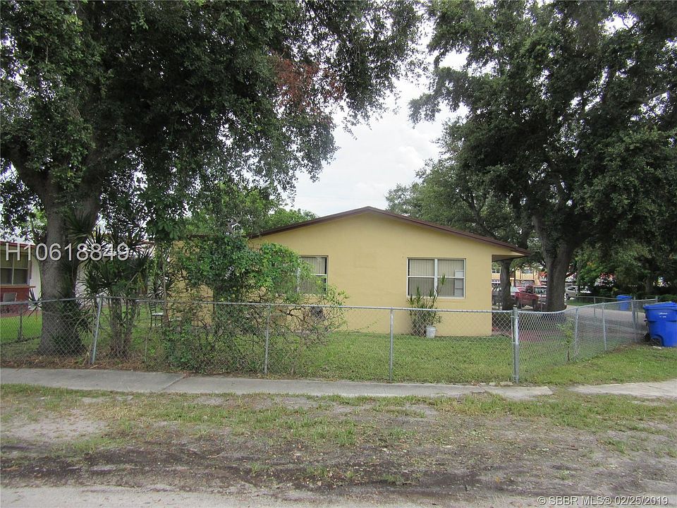 2nd image of 800 N 57th Ave