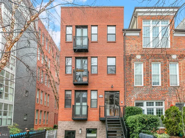 2122 11th St NW APT 4, Washington, DC 20001