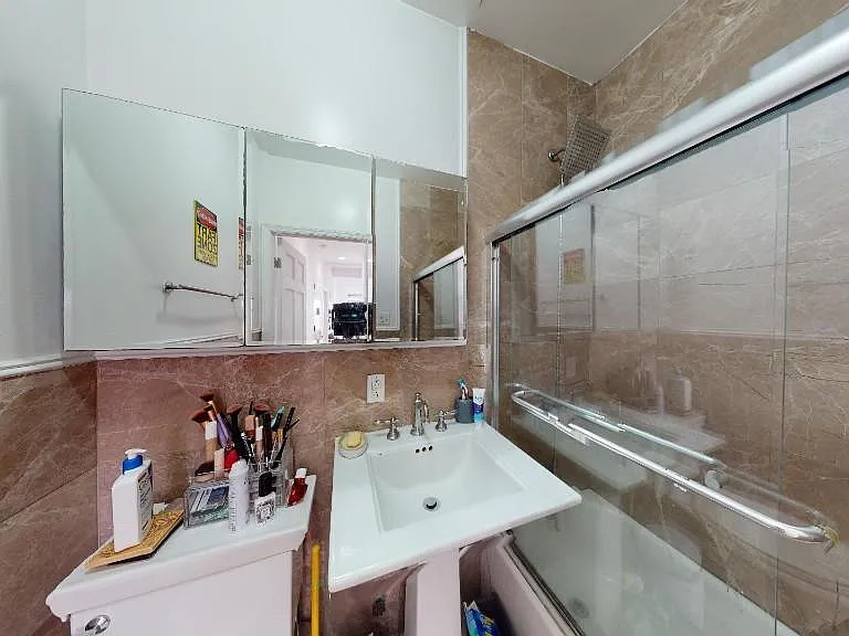 207 2nd Ave #5F — Photo 9