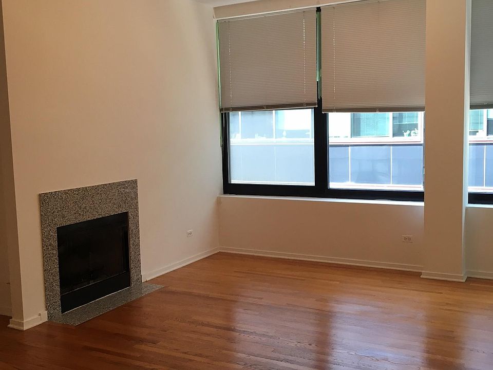 1st image of 130 S Canal St APT 711