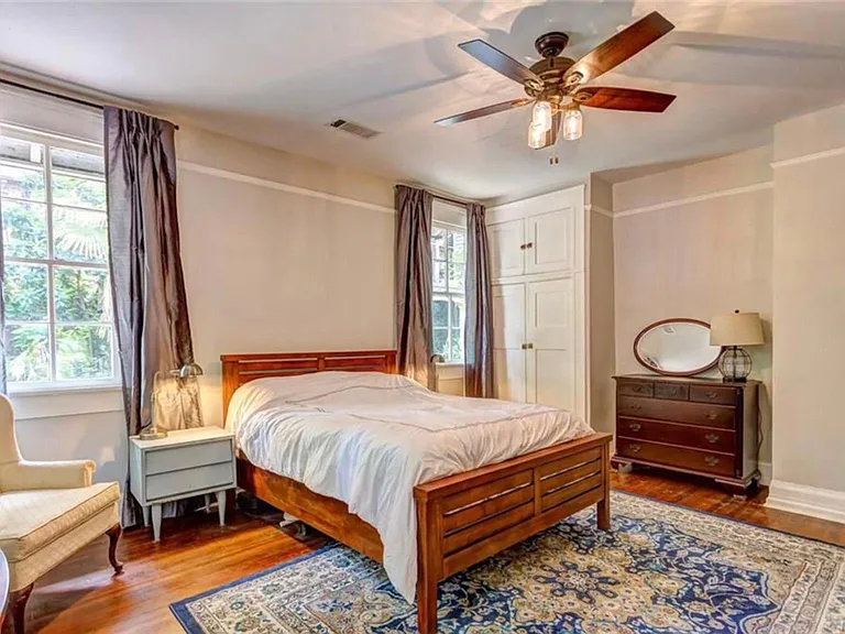 922 Felder Ave — Photo 3