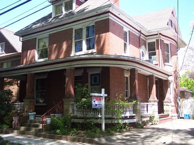 1st image of 125 12th St