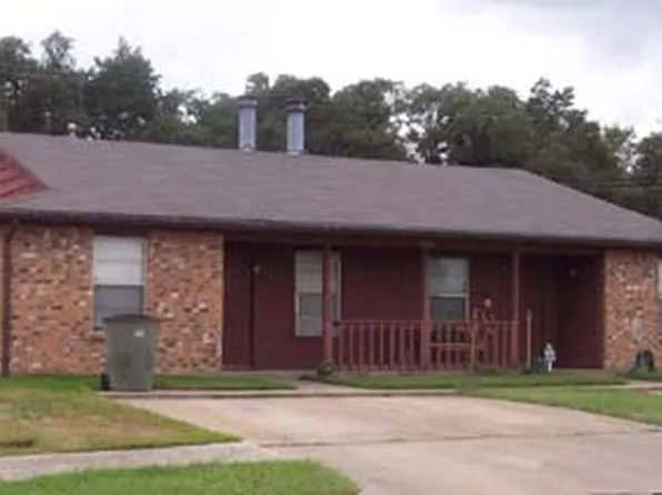 2420 Pecan Ridge Dr #A, Bryan, TX 77802