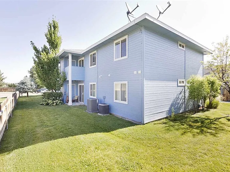 10685 W Wasdale Dr — Photo 2