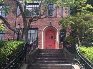 196 Morris Ave #1, Providence, RI 02906