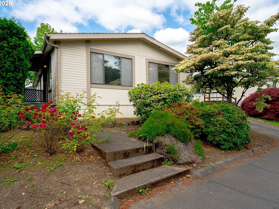 1st image of 16354 SE 135th Ave #3