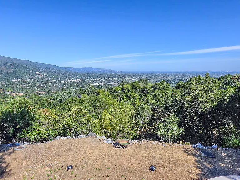 Private Los Gatos Hill views
