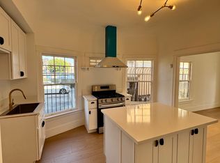 2705 W Jefferson Blvd, Los Angeles, CA 90018
