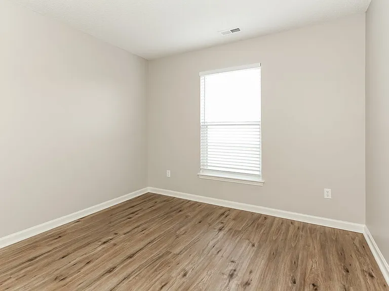 5922 Laurenfield Dr — Photo 14