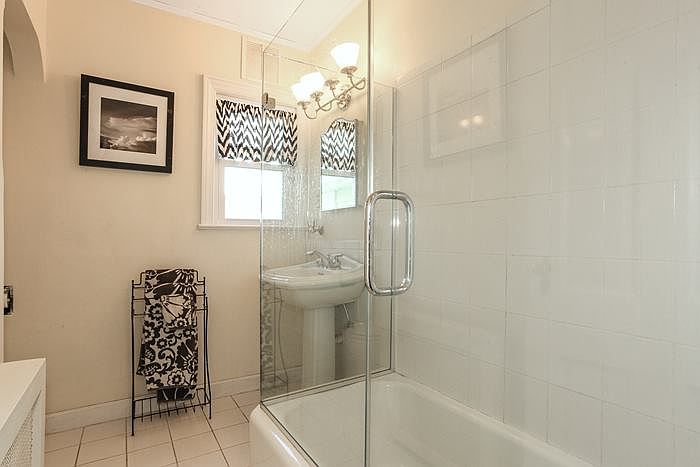 1st image of 154 Rockaway Ave