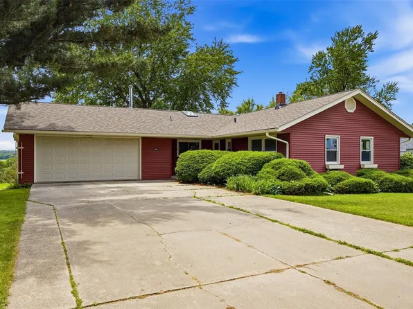 4410 I St, Amana, IA 52203