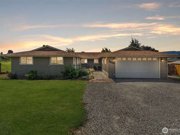 2408 3rd Street NE, East Wenatchee, WA 98802