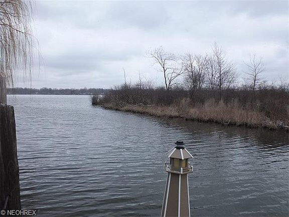 2nd image of 1527 Heron Point Dr