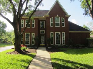 3807 Elkins Rd, Sugar Land, TX 77479