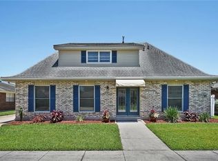 3112 Lake Trail Dr, Metairie, LA 70003