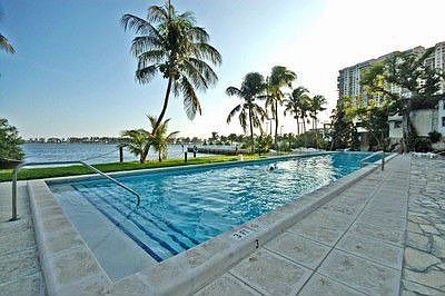 The Atlantis on Brickell - Pool