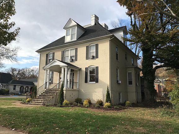 4th image of 200 N Royal Ave