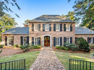 3301 E Briarcliff Rd, Mountain Brook, AL 35223