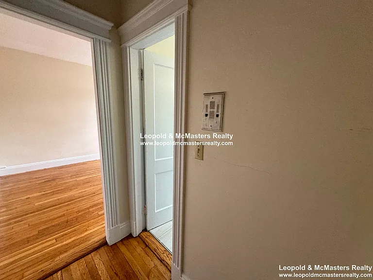 1124 Commonwealth Ave — Photo 31