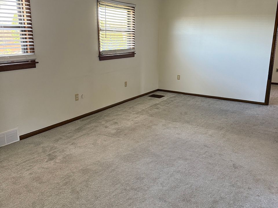 1st image of 321 Vernon St