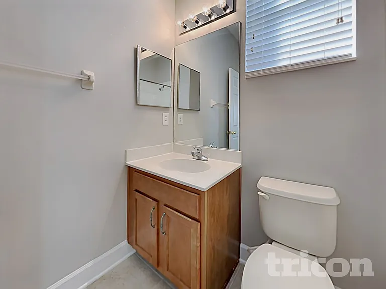 614 Ravenshill Way — Photo 17