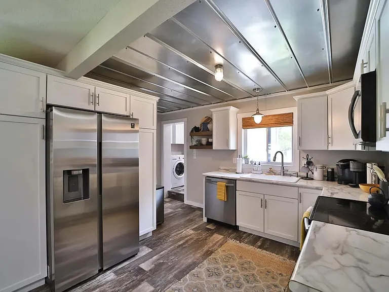 10032 N Long Lake Rd — Photo 6