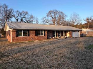 413 N 26th St, Ozark, AR 72949