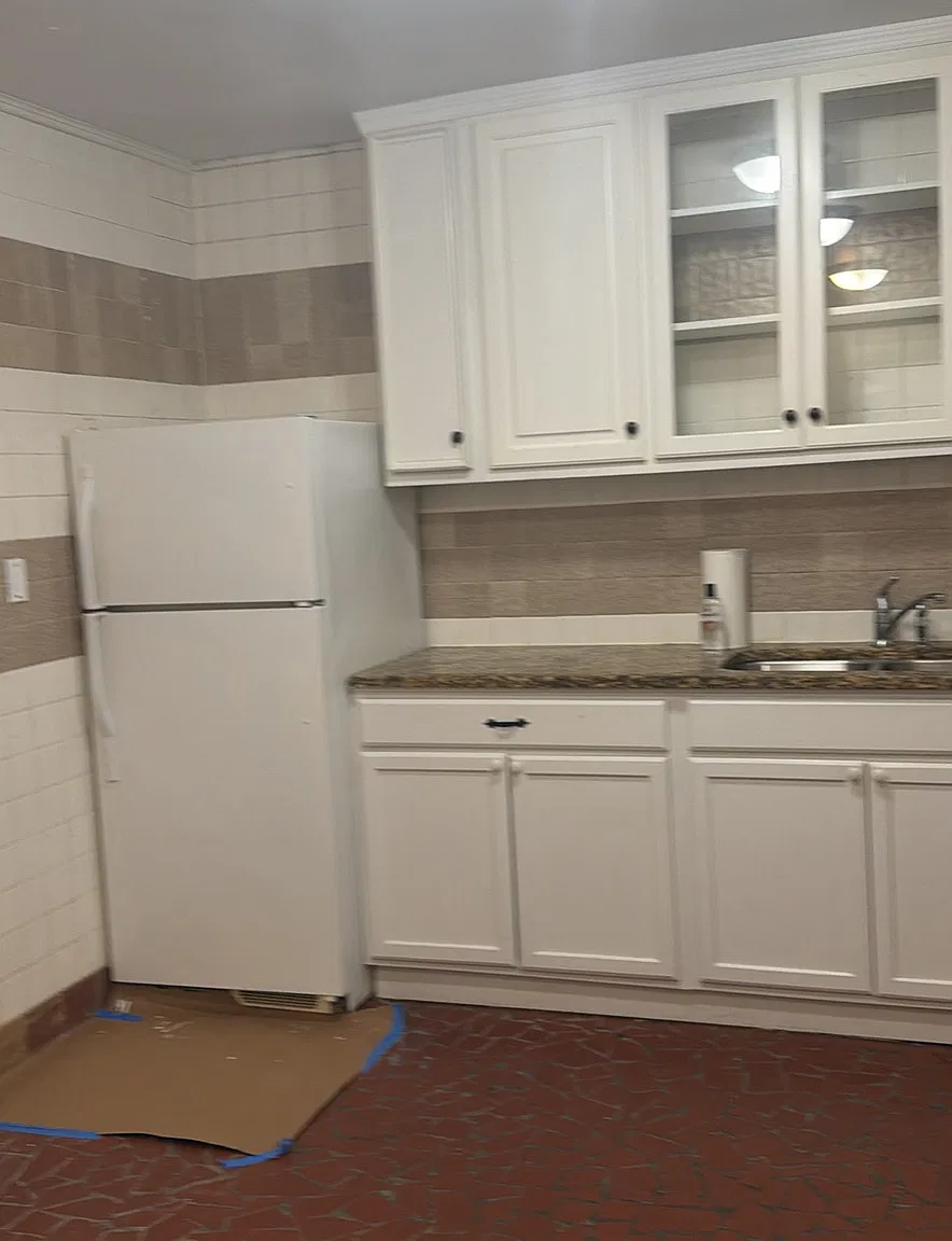 2 bed, 1000 sqft, $1,999 — Photo 2