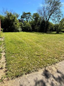 323 Tuxedo St, Highland Park, MI, 48203
