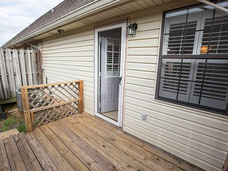 931 Bradley Bell Dr — Photo 17