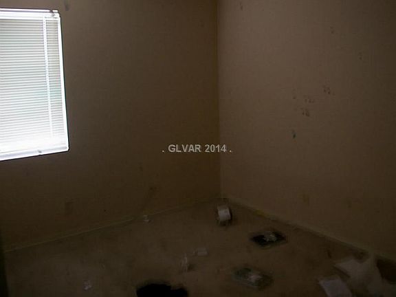 5th image of 3245 Oyster Bay St