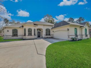 814 Garrett Dr, Magnolia, TX 77354
