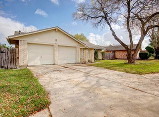 10311 Sagecanyon Dr, Houston, TX 77089