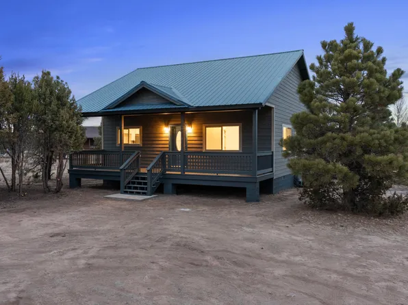 2228 Meadow Ln, Overgaard, AZ 85933