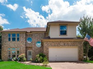 3432 Pembroke Pl, Bedford, TX 76021