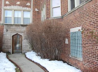 4815 W Roscoe St APT 1N, Chicago, IL 60641