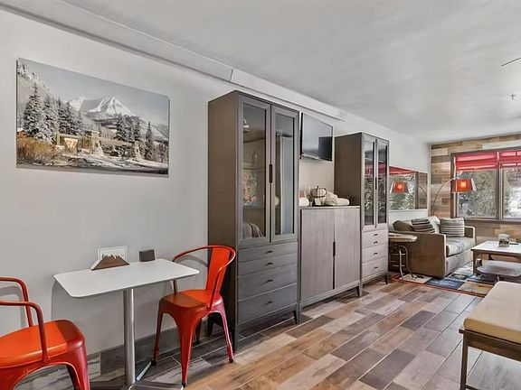 5th image of 314 N Tamarron Drive #235