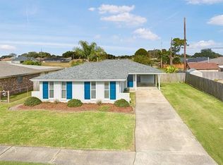 2208 S Friendship Dr, Harvey, LA 70058