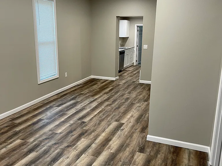 409 State St #LOWER FLOOR — Photo 6
