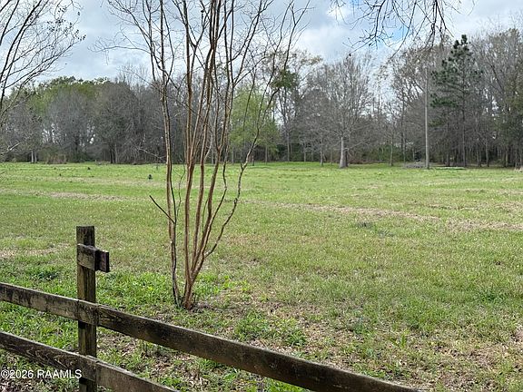 3rd image of Bayou Tortue Rd