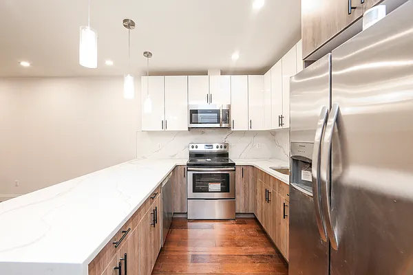Sold by Keystone Realty USA Corp | media 2