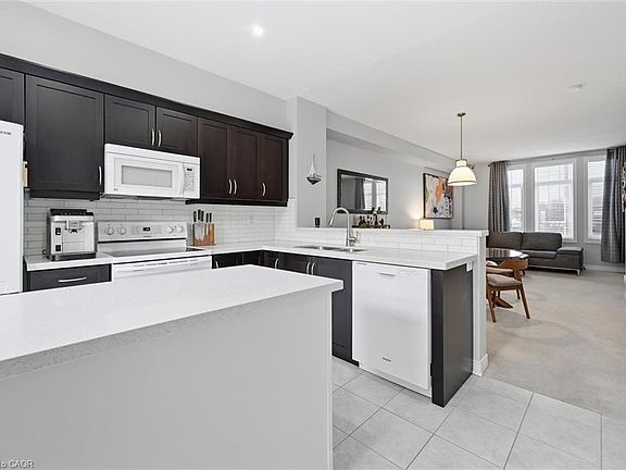 2nd image of 4165 Upper Middle Rd #2