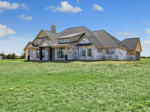 6750 Schroeder Rd, Brenham, TX 77833