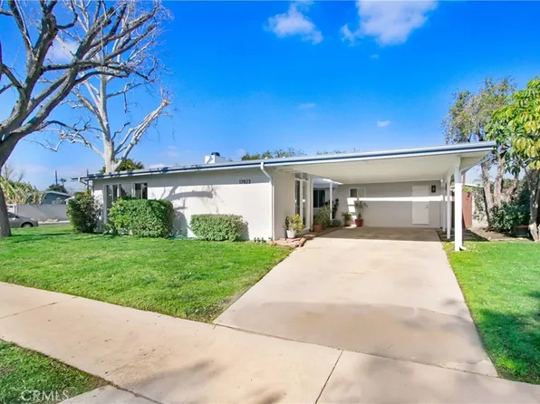 17823 Hatton St, Reseda, CA 91335