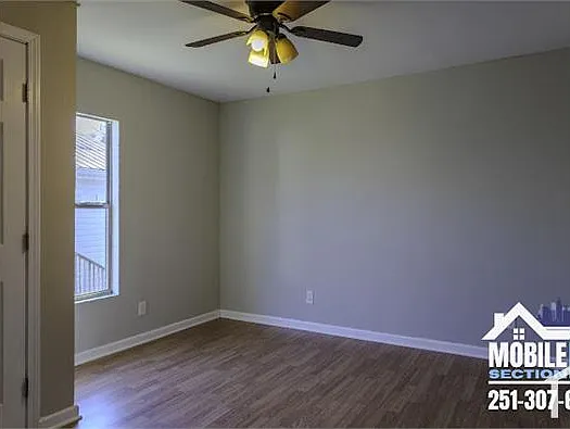 3413 Emerald St — Photo 13